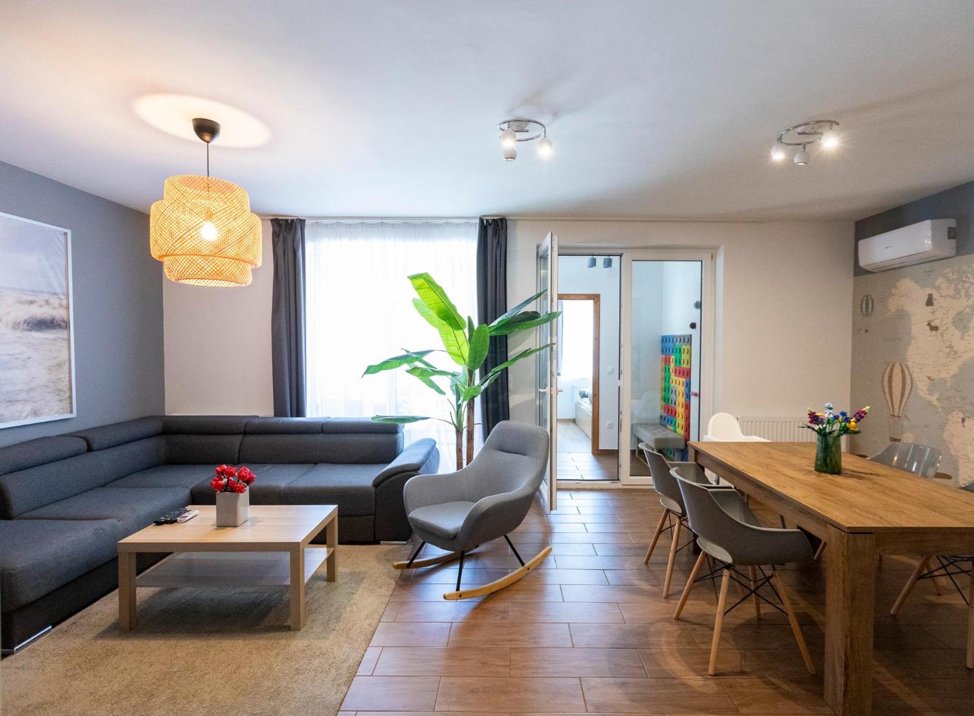 Park Apartman Sarrod Exterior photo