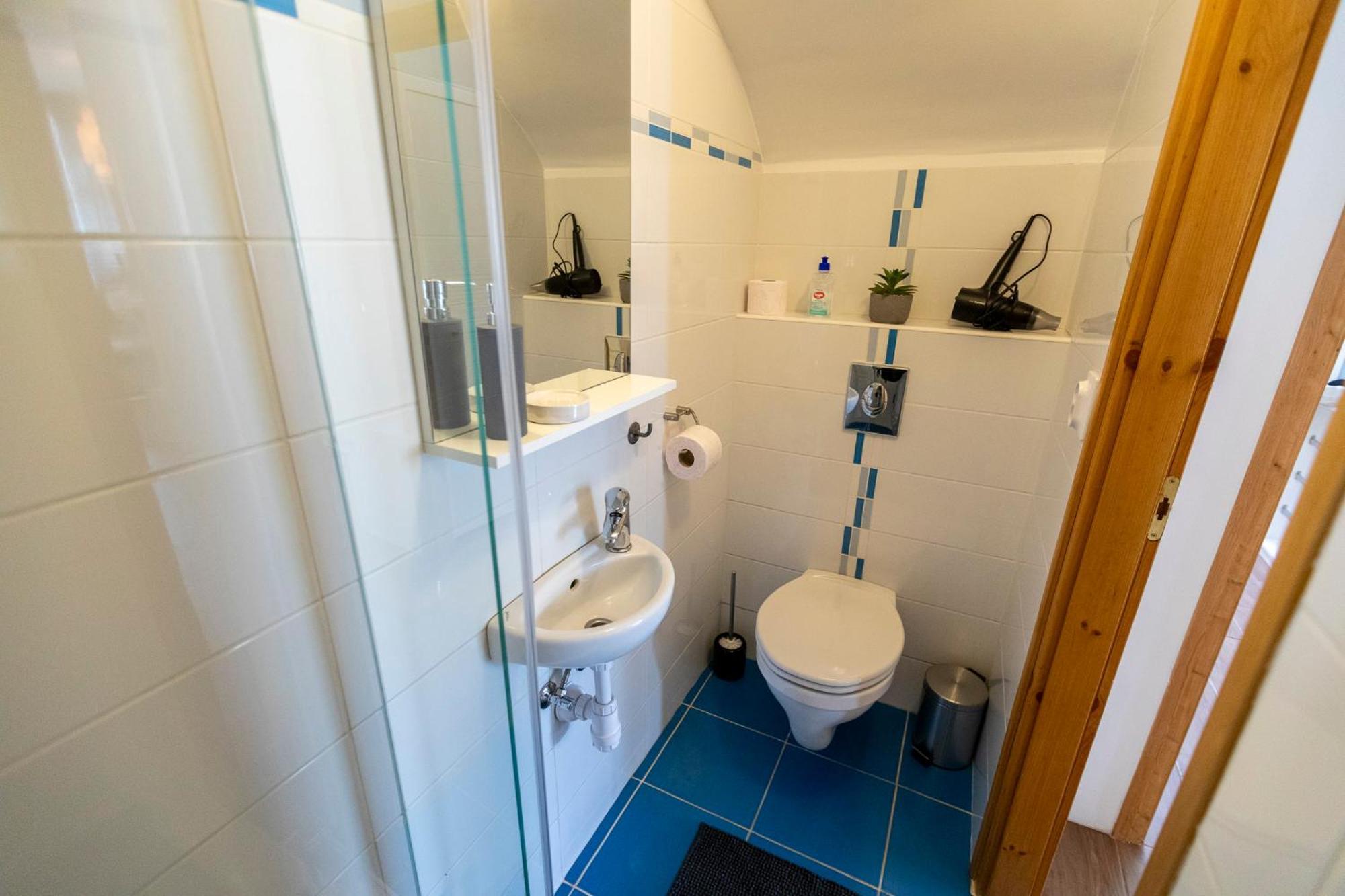 Park Apartman Sarrod Exterior photo
