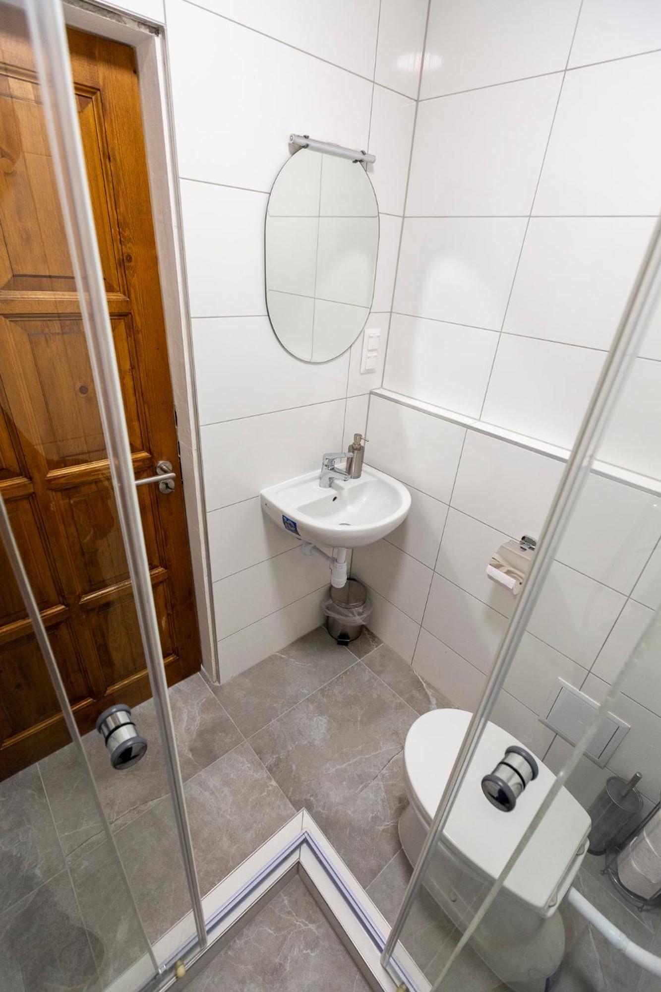 Park Apartman Sarrod Exterior photo